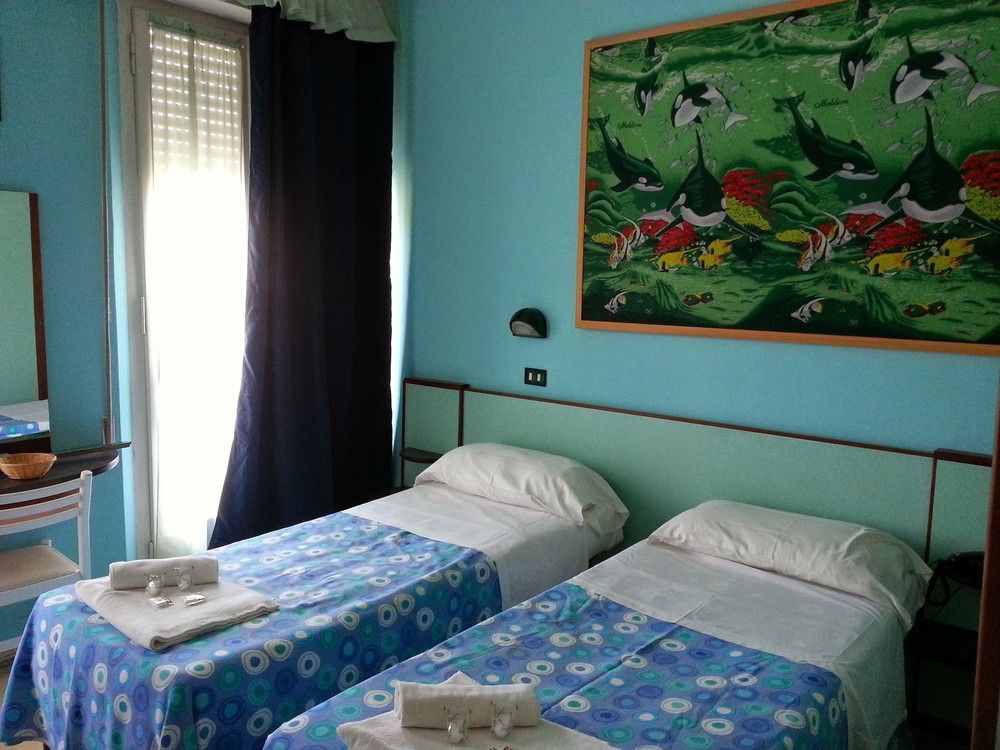 Hotel Costa D'Oro Римини Экстерьер фото