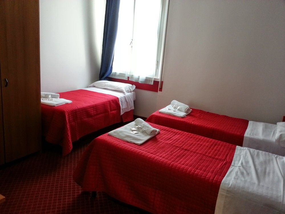 Hotel Costa D'Oro Римини Экстерьер фото